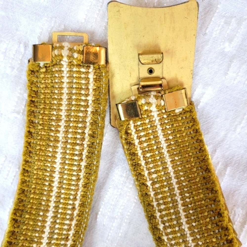 Vintage gold stretch belt "fish scales" with solid gold buckle floral detail M - Picture 4 of 8